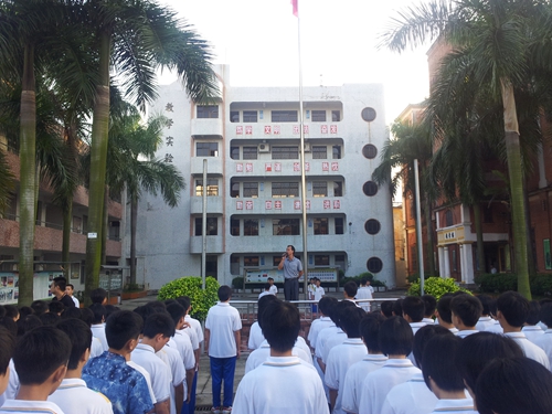 滚轮缩放,点击查看大图